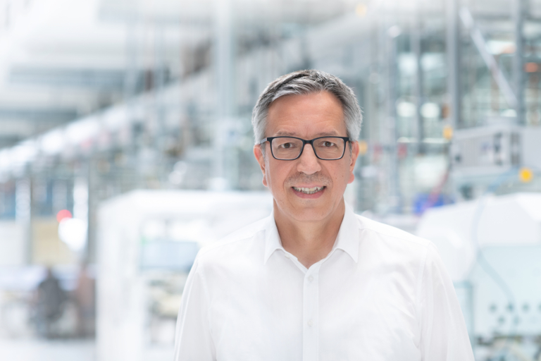 CELEST member Prof. Dr. Hölzle receives “Ulmer Köpfchen”